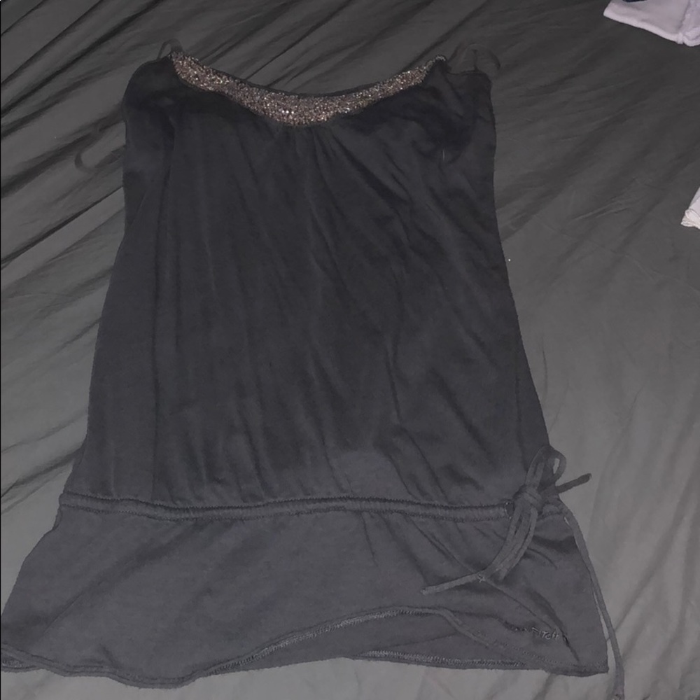 Greenish gray color with filling on top
